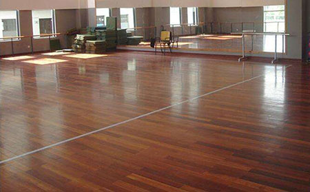 專業(yè)舞臺(tái)運(yùn)動(dòng)木地板_舞臺(tái)木地板廠家