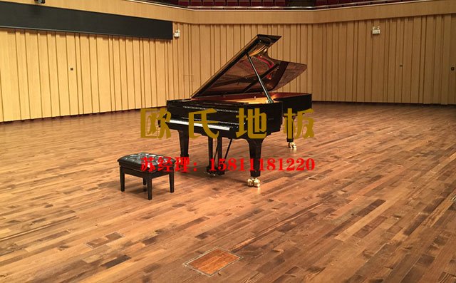 如何在比較短的時間內選購出優(yōu)質的舞臺木地板？