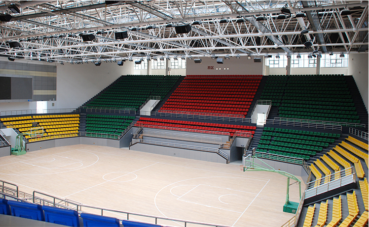 姚明來了，佛山籃球館沸騰啦