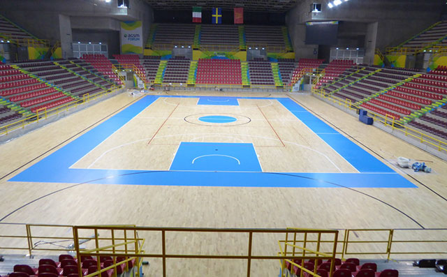 湖南室內籃球地板產生裂縫應如何處理  室內籃球木地板廠家