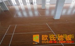 河北舞臺運動地板打磨翻新