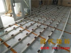 體育籃球木地板日常養護注意事項