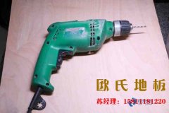 籃球木地板的養護是日常工作中的重點