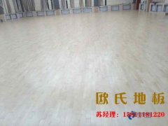 室內(nèi)羽毛球館木地板如何進行選材？
