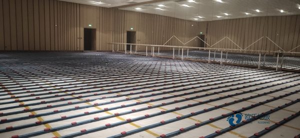 籃球館運(yùn)動(dòng)木地板場(chǎng)地繪制多功能運(yùn)動(dòng)比賽線